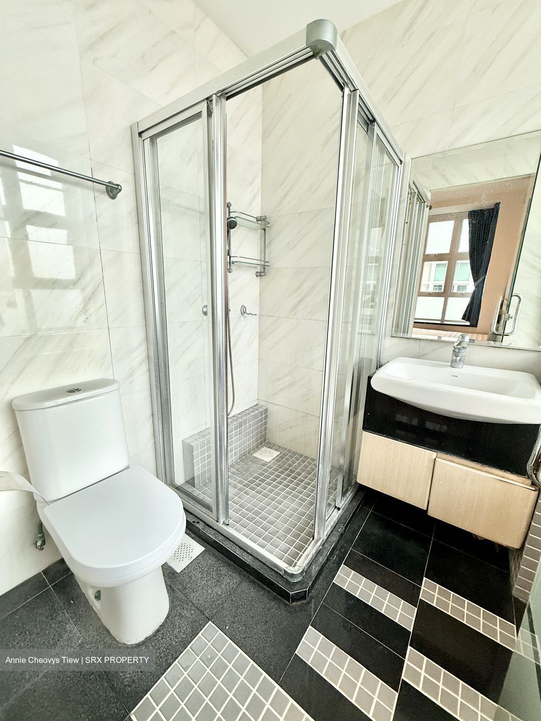 East Shine (D14), Apartment #573550791